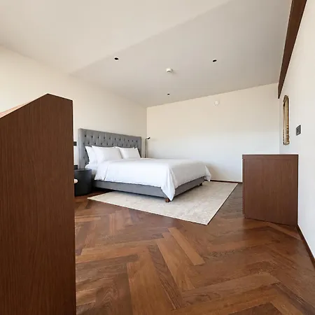 Grad Hotel 3*